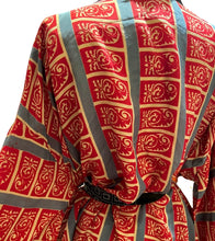 Load image into Gallery viewer, Vintage Silk Long Robe