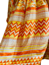 Load image into Gallery viewer, Vintage Silk Robe