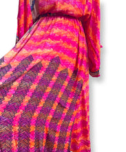 Load image into Gallery viewer, Vintage Silk Robe