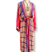 Load image into Gallery viewer, Vintage Silk Robe