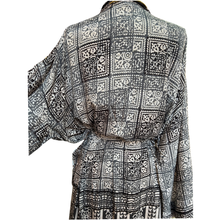Load image into Gallery viewer, Vintage Silk Long Robe