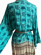 Load image into Gallery viewer, Vintage Silk Robe