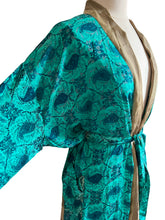 Load image into Gallery viewer, Vintage Silk Robe