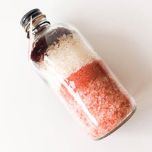 Load image into Gallery viewer, Hibiscus + Orange Blossom Floral Salt Soak