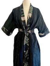 Load image into Gallery viewer, Jungle Kantha Robe Reversible