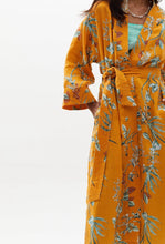 Load image into Gallery viewer, Reena Kimono Jacket
