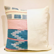 Load image into Gallery viewer, Mud Cloth  Pillow 22”x22”