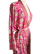 Load image into Gallery viewer, Vintage Silk Robe