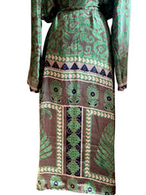 Load image into Gallery viewer, Vintage Silk Long Robe