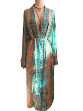 Load image into Gallery viewer, Vintage Silk Robe