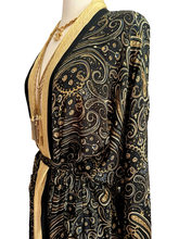 Load image into Gallery viewer, Vintage Silk Robe