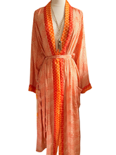 Load image into Gallery viewer, Vintage Silk Robe