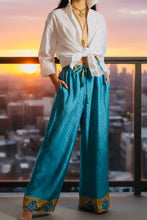 Load image into Gallery viewer, Vintage Sari Silk Palazzo Pant XS