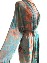 Load image into Gallery viewer, Vintage Silk Robe