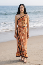 Load image into Gallery viewer, Vintage Silk Sari Sarong