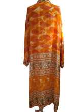 Load image into Gallery viewer, Vintage Silk Robe
