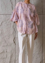 Load image into Gallery viewer, Joy Box Pleat Top