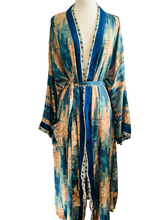 Load image into Gallery viewer, Vintage Silk Long Robe