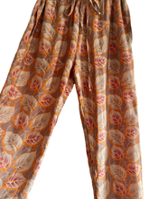 Load image into Gallery viewer, Vintage Silk Lounge Set SM