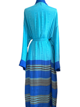 Load image into Gallery viewer, Vintage Silk Robe