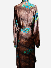 Load image into Gallery viewer, Vintage Silk Long Robe