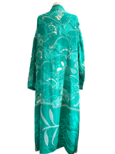 Load image into Gallery viewer, Vintage Silk Robe