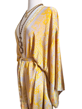 Load image into Gallery viewer, Vintage Silk Long Robe