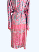 Load image into Gallery viewer, Vintage Silk Long Robe