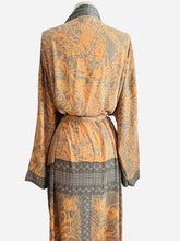 Load image into Gallery viewer, Vintage Silk Long Robe