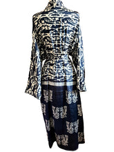 Load image into Gallery viewer, Vintage Silk Long Robe