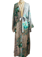 Load image into Gallery viewer, Vintage Silk Long Robe