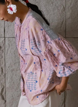 Load image into Gallery viewer, Joy Box Pleat Top