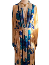 Load image into Gallery viewer, Vintage Silk Robe