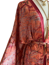 Load image into Gallery viewer, Vintage Silk Robe