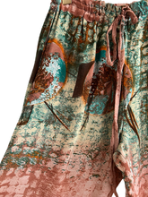 Load image into Gallery viewer, Vintage Silk Lounge Set Large