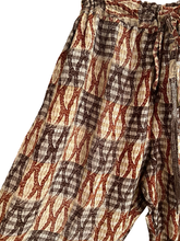 Load image into Gallery viewer, Vintage Silk Lounge Set Large