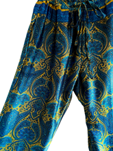 Load image into Gallery viewer, Vintage Silk Lounge Set SM