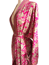 Load image into Gallery viewer, Vintage Silk Robe
