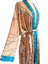 Load image into Gallery viewer, Vintage Silk Robe