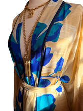 Load image into Gallery viewer, Vintage Silk Robe