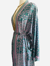 Load image into Gallery viewer, Vintage Silk Robe