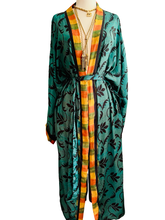 Load image into Gallery viewer, Vintage Silk Robe