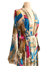 Load image into Gallery viewer, Vintage Silk Robe