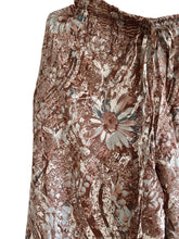 Load image into Gallery viewer, Vintage Silk Lounge Set S/M