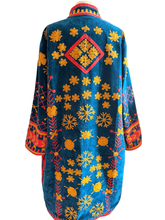 Load image into Gallery viewer, Vintage Suzani Velvet Embroidered Coat