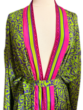 Load image into Gallery viewer, Vintage Silk Robe