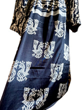 Load image into Gallery viewer, Vintage Silk Long Robe