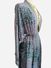 Load image into Gallery viewer, Vintage Silk Robe