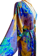 Load image into Gallery viewer, Vintage Silk Long Robe