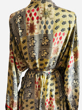 Load image into Gallery viewer, Vintage Silk Long Robe